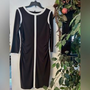 ✨ Chaps womens Long sleeve black dress w/cream stripe accents